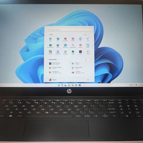 HP Laptop 15-fc0809no R3-7/8/128 15,6" bærbar PC