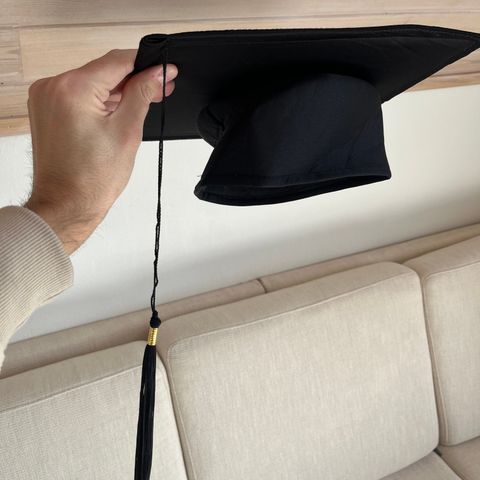 Graduation hatt