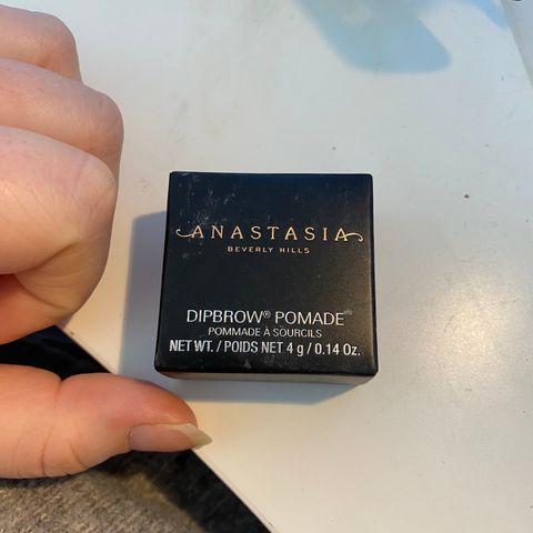 Dipbrow pomade fra Anastasia