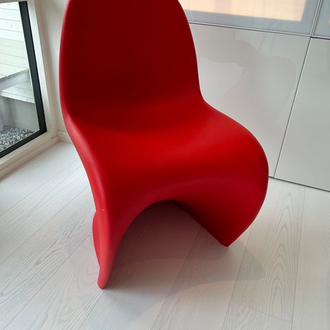 Rød Panton stol kr. 1500