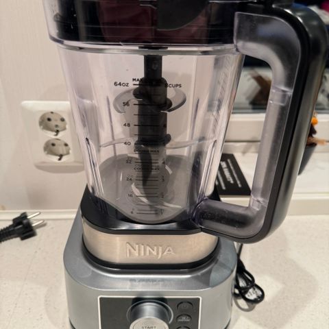 Ninja Pro Blender. CB350EU