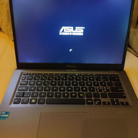 Asus X415E Laptop i3/8gb/128gb(512)