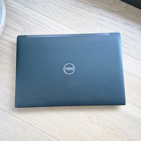 Dell Latitude 7390 13.3