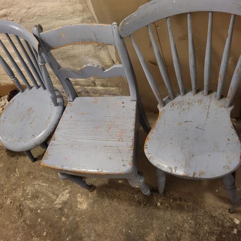 3 supersøte gamle stoler