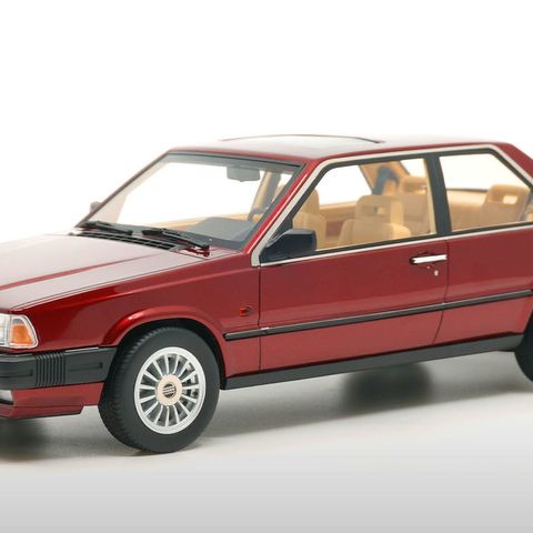 Volvo 780 Coupé Bertone 1986 DNA-Radscale Collectibles Limited Edition  1:18.