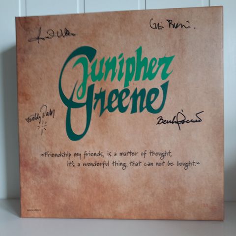 JUNIPHER GREENE SIGNERT BOX.