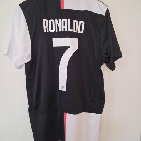 Juventus drakt 2019/20 ronaldo