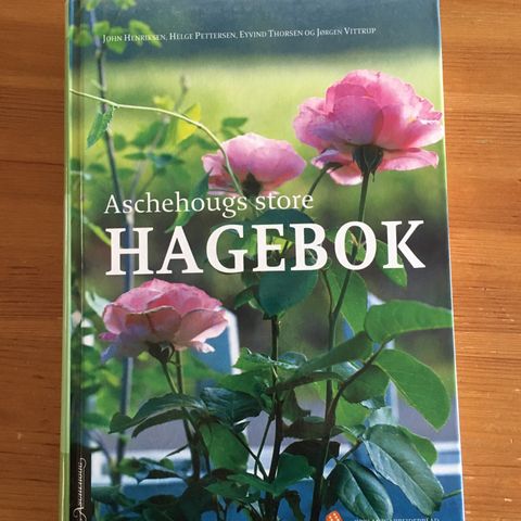 HAGEBOK, Aschehougs store