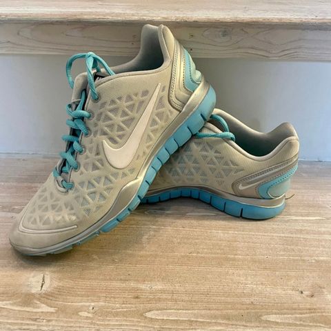 Nike Joggesko str. 38 - Velholdte ig konfortable