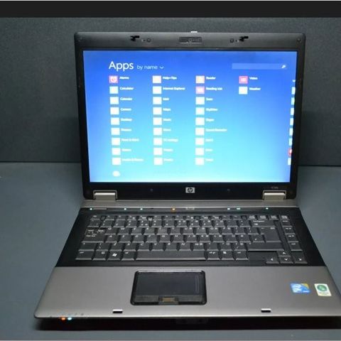 Eldre laptop selges