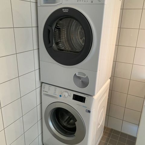 vaskemaskin og tørketrommel