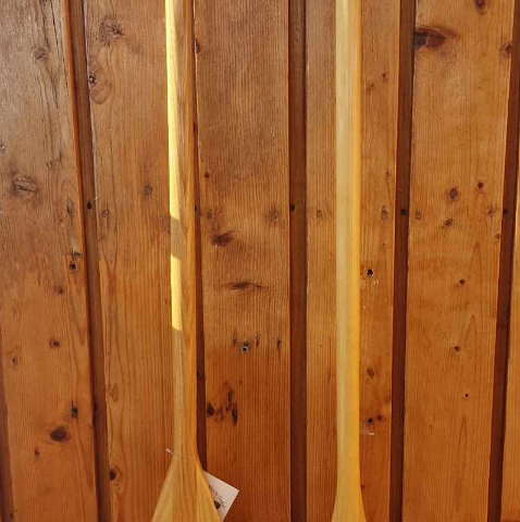 Padle årer ( Handcrafted in Hastings Ontario/ Canada) til kano selges!