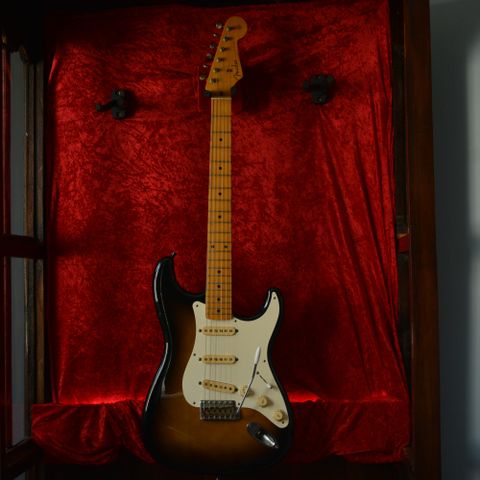 Fender MIJ Japan stratocaster