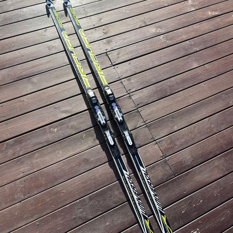 Fischer langrennsski