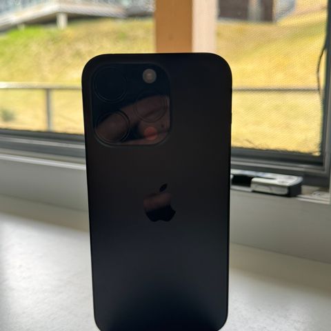 (Som ny) Apple iPhone 14 Pro 128GB Stellar Black