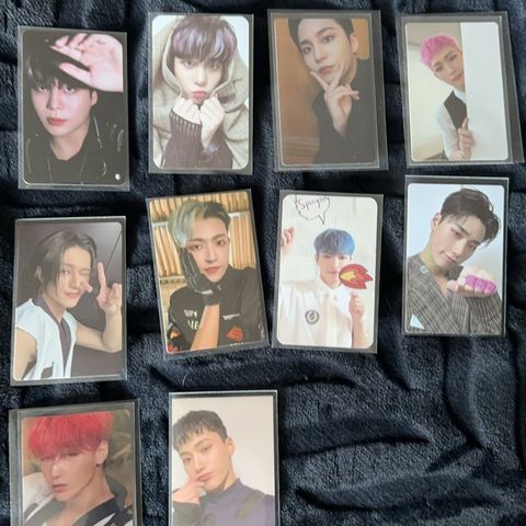 Ateez photocards