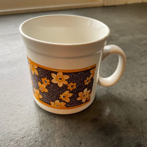 1 stk Mary Quant mug/kopp fra Staffordshire potteries i england selges