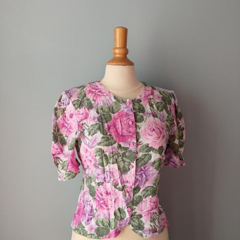 Søt vintagebluse