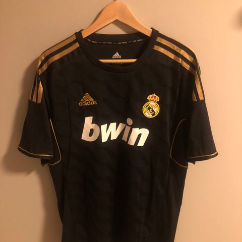 Retro Real Madrid Drakt