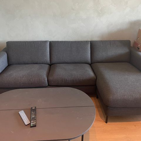 Sofa med sjeselong fra Bohus
