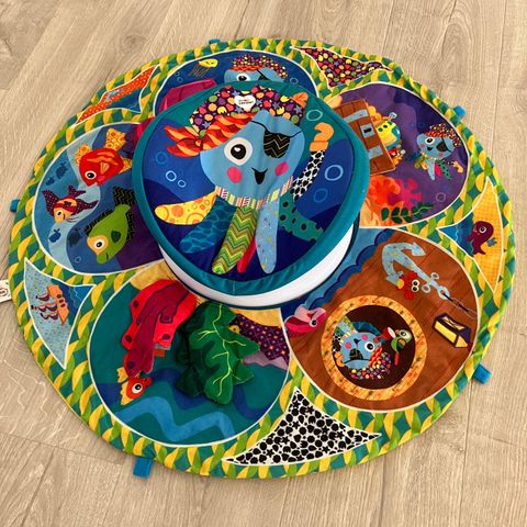 Lamaze Captain Calamari Spin and Explore Gym