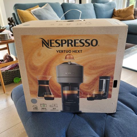 Nespresso vertuo next (som ny)