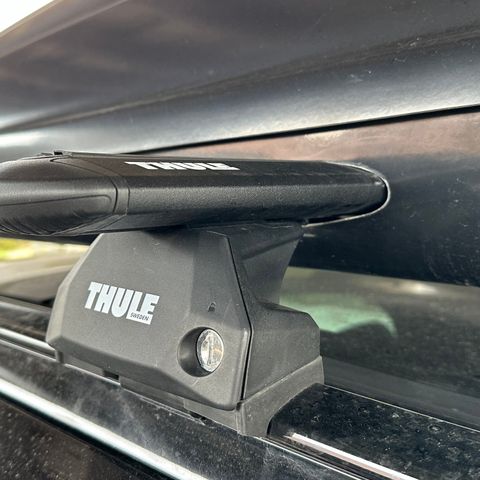Thule EVO Wingbar sort komplett takstativ - Volvo XC40