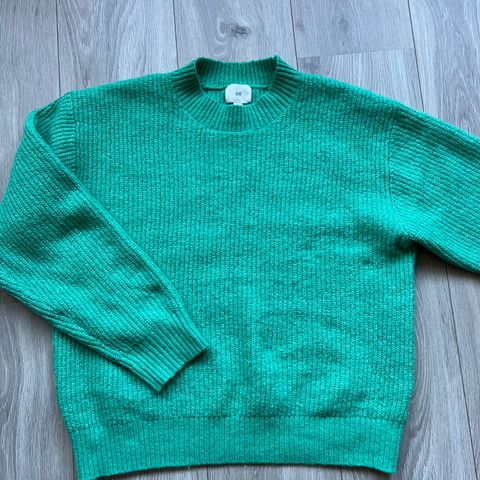 Grønn strikket genser