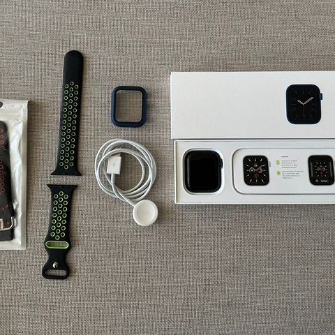 Apple Watch Series 6 44mm både GPS og Cellular 4G
