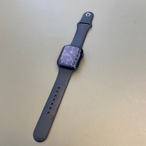 Lite brukt Apple Watch Series 7 45mm GPS midnatt
