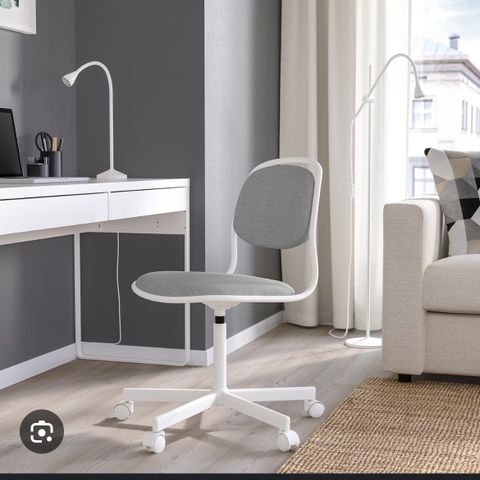 Sort IKEA Örfjäll kontorstol med sporren understell