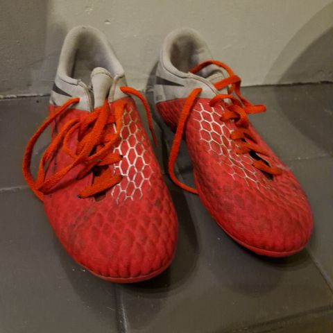 Nike Hypervenom str 38