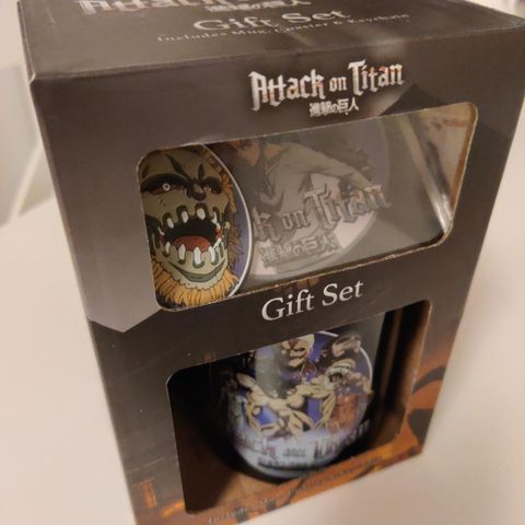 Attack on Titan gift sett