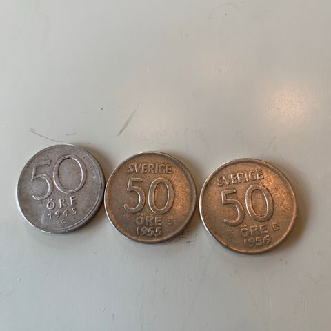 50 öre mynt Sverige 1943, 1955 og 1956 selges samlet