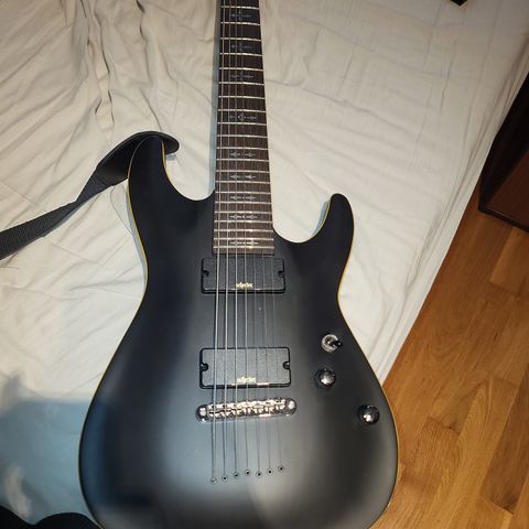 Schecter demon 7 satin