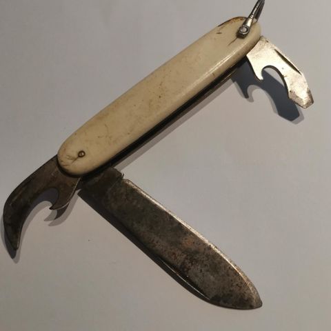 Lommekniv av eldre type