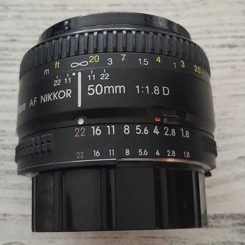 Som+Nikon 50mm 1:1.8D