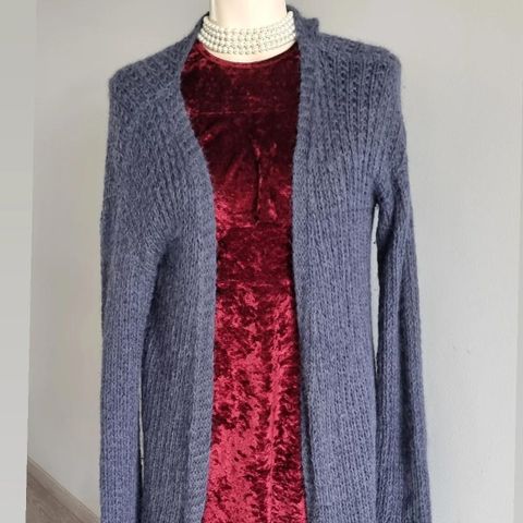 Håndstrikket ull cardigan