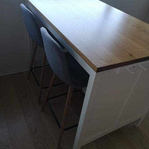 Kjøkkenøy frittstående fra IKEA