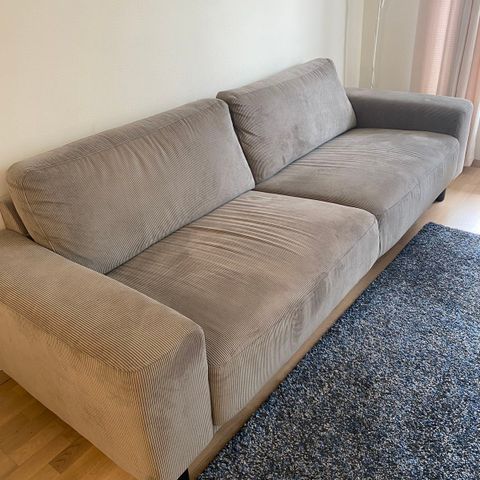 Fin sofa selges!