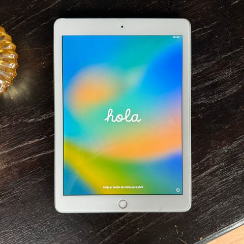 iPad (5th gen - 2017)