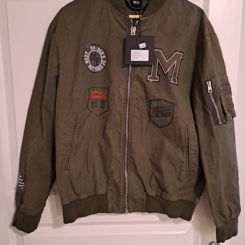 Army green men's bomber jacket