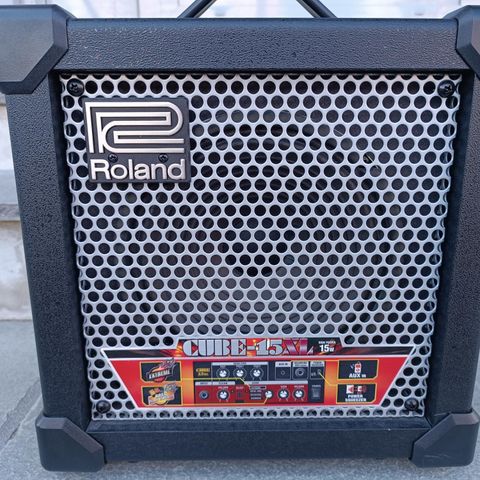 Roland Cube XL 15 gitarforsterker