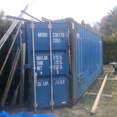 20’’ container i god stand