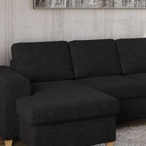 1 yr gamel sofa.. new condition