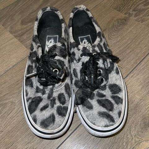 vans