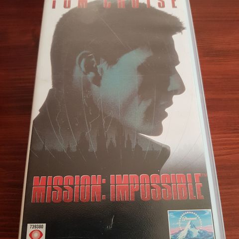 Mission Impossible med Tom Cruise vhs
