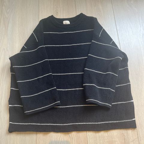 H&M oversized ribbestrikket genser str. L