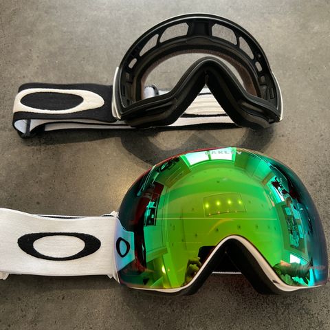 Oakley flight deck XL, med Jade iridium linse og ekstra ramme og bånd