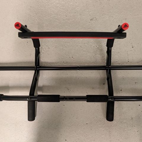 Adidas door gym pull up bar